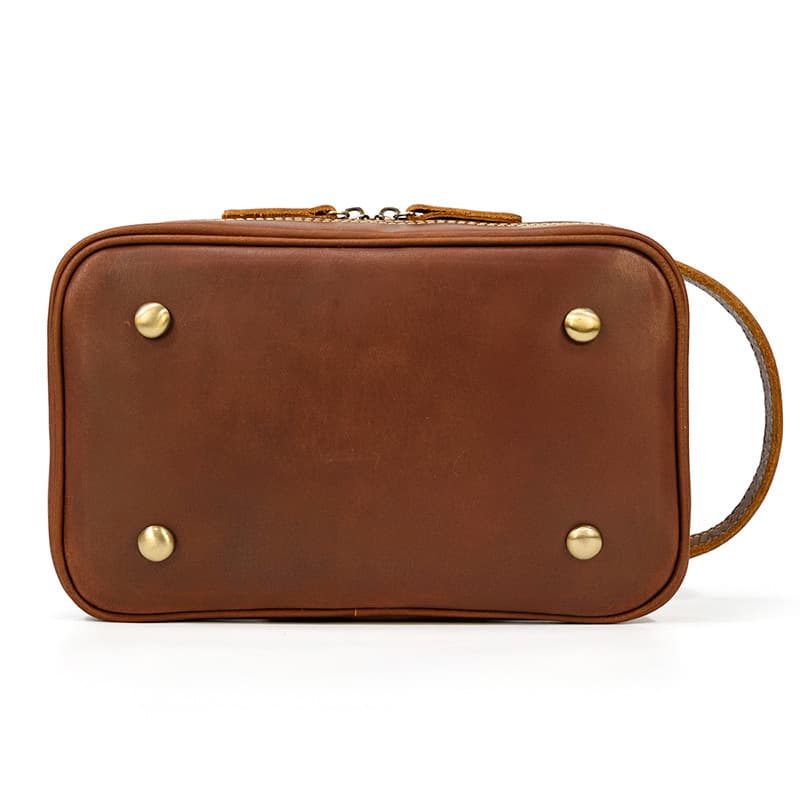 Saint + Vale Leather Dopp Kit