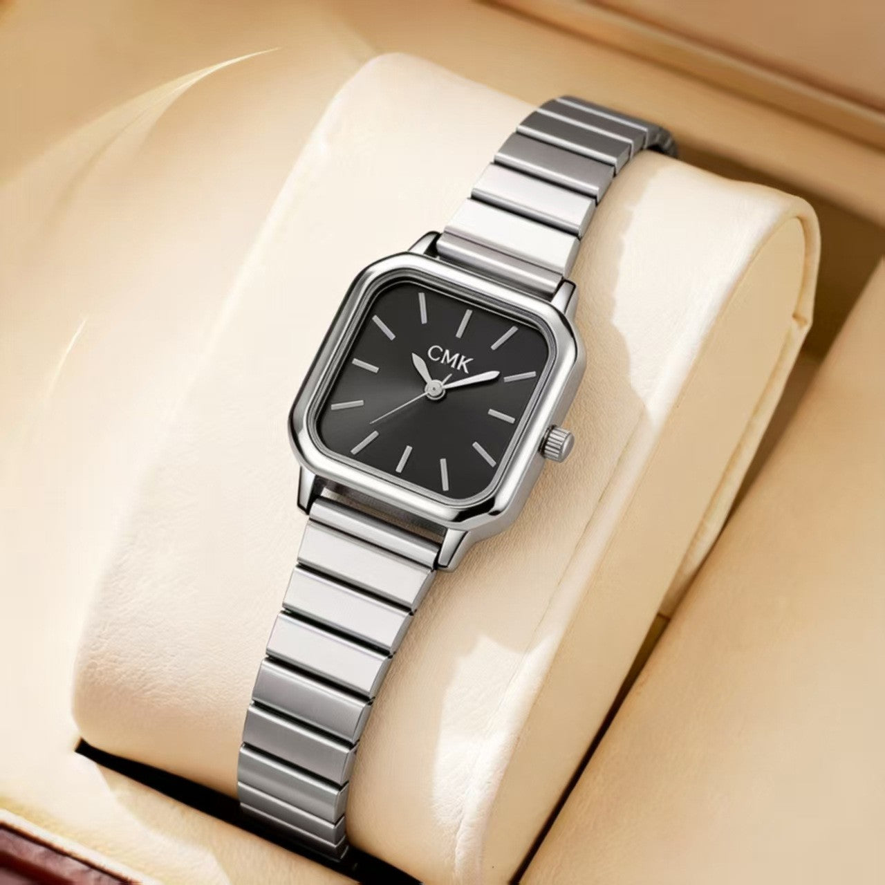 Violette Vintage Wristwatch