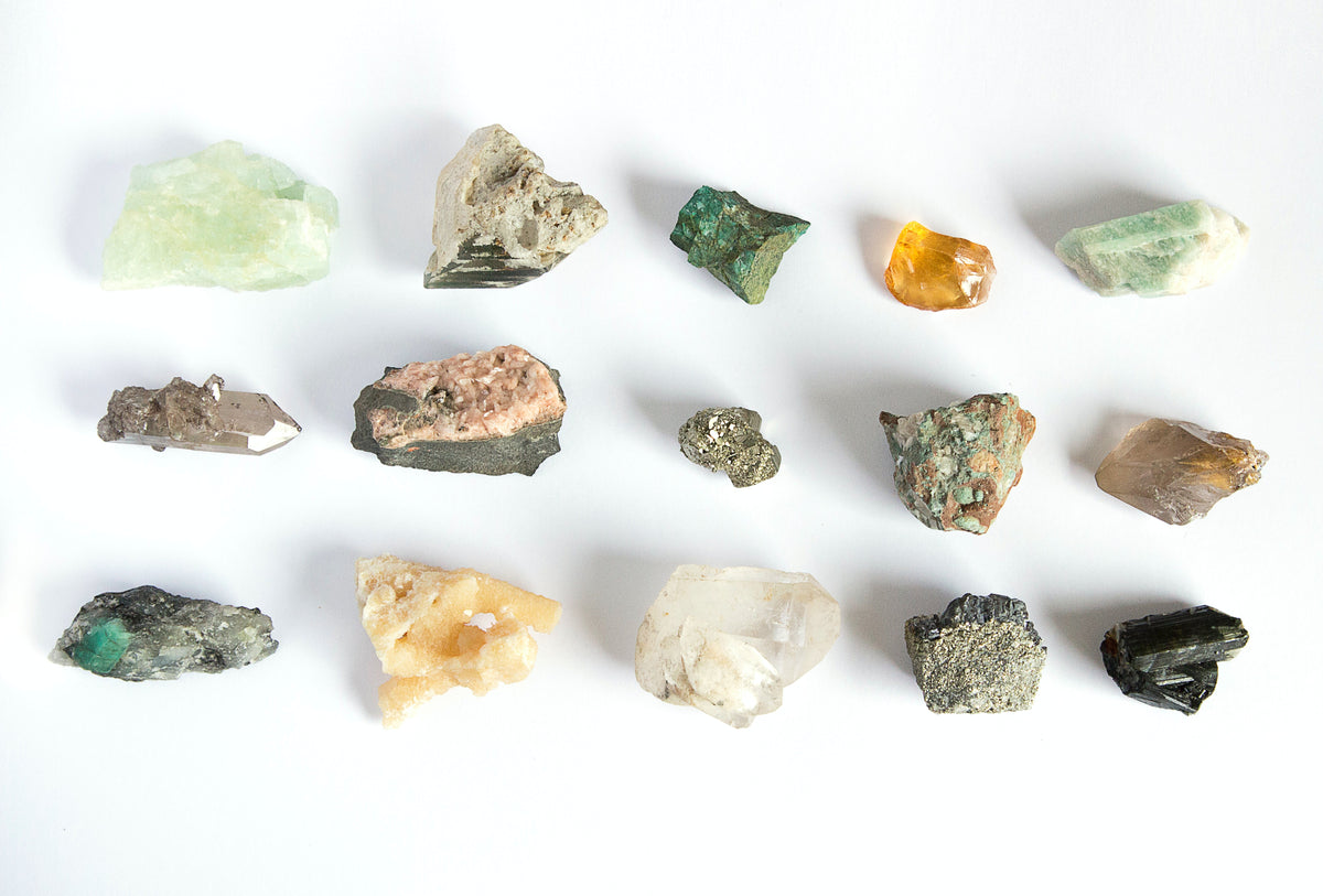 Labradorite Properties & Uses