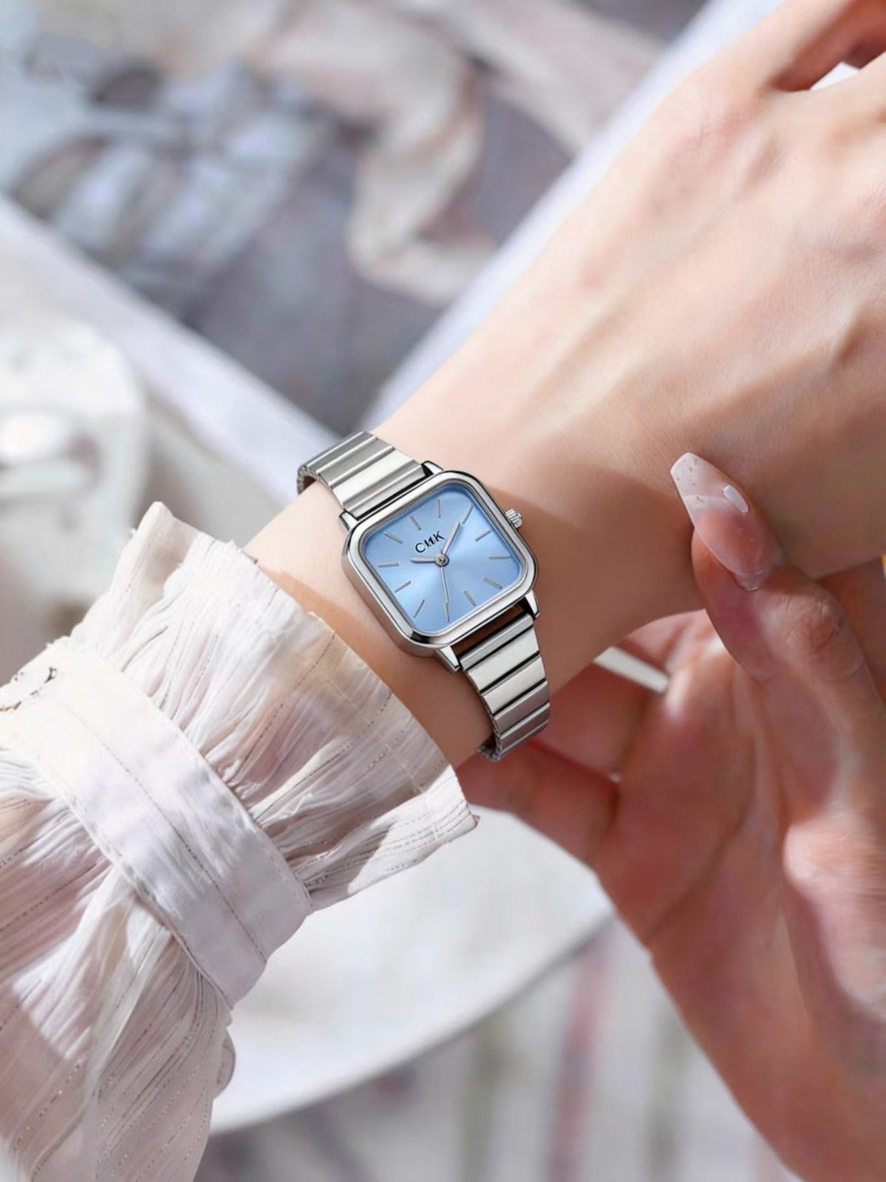 Violette Vintage Wristwatch