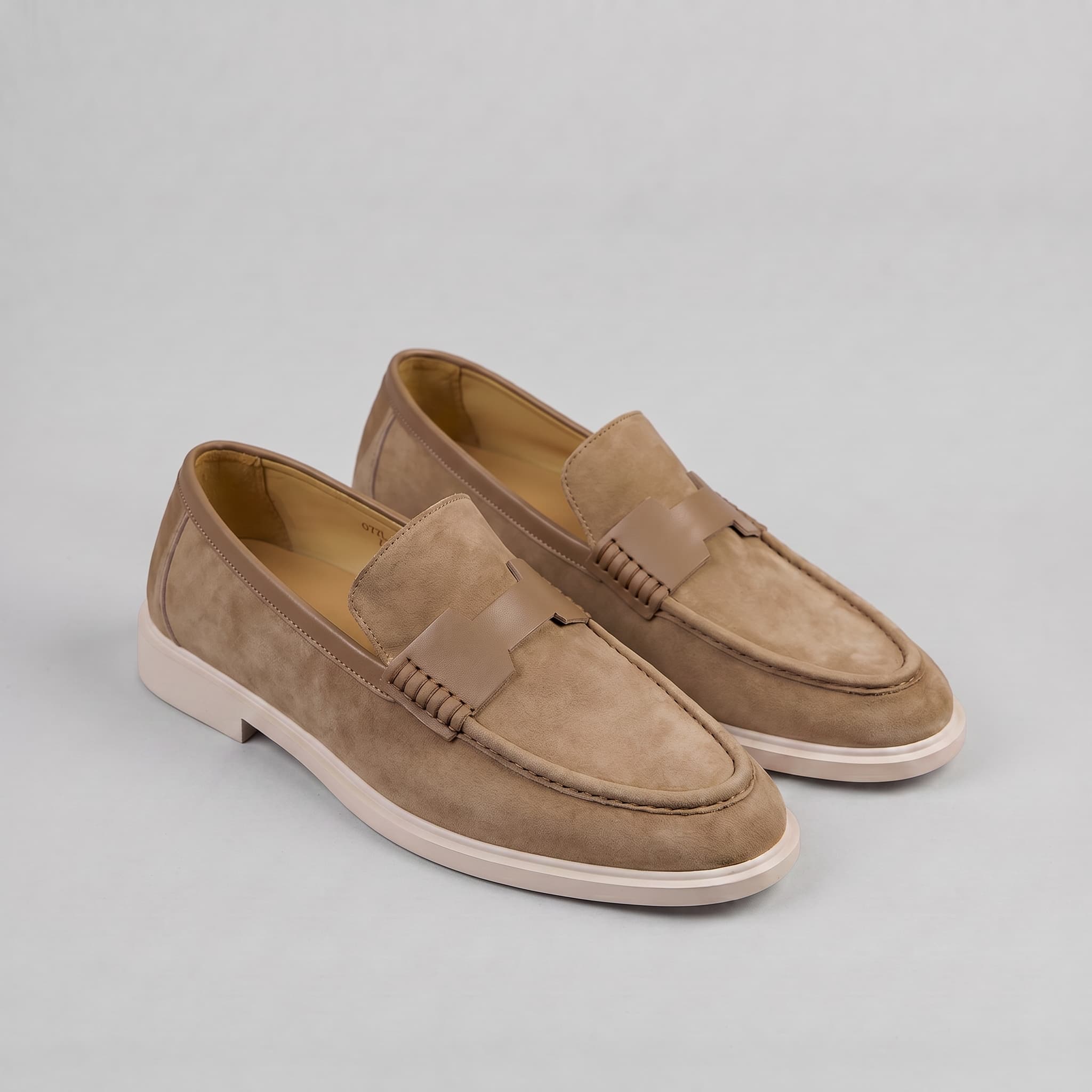 brewood-loafer-taupe
